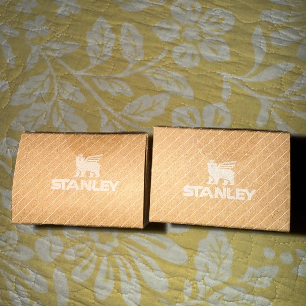 Stanley Red and Cream Ornament Keychain Mugs - Picture 2 of 15